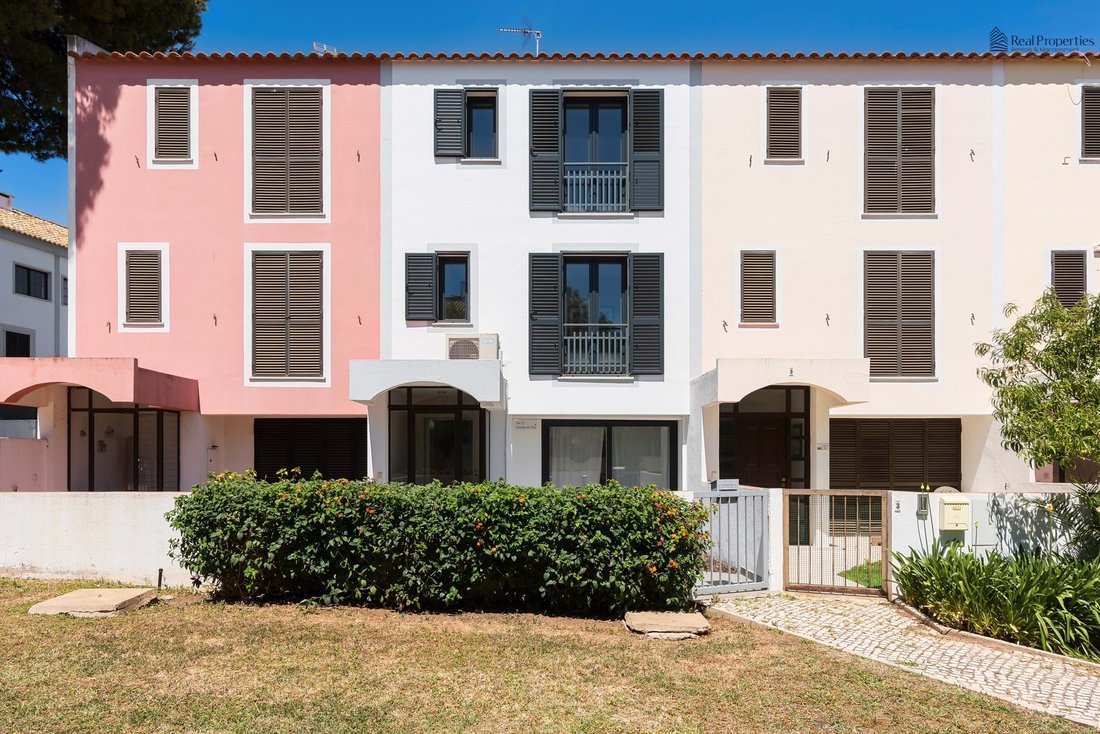 Townhouse in Vilamoura, Quarteira, Algarve 1 - 14265006