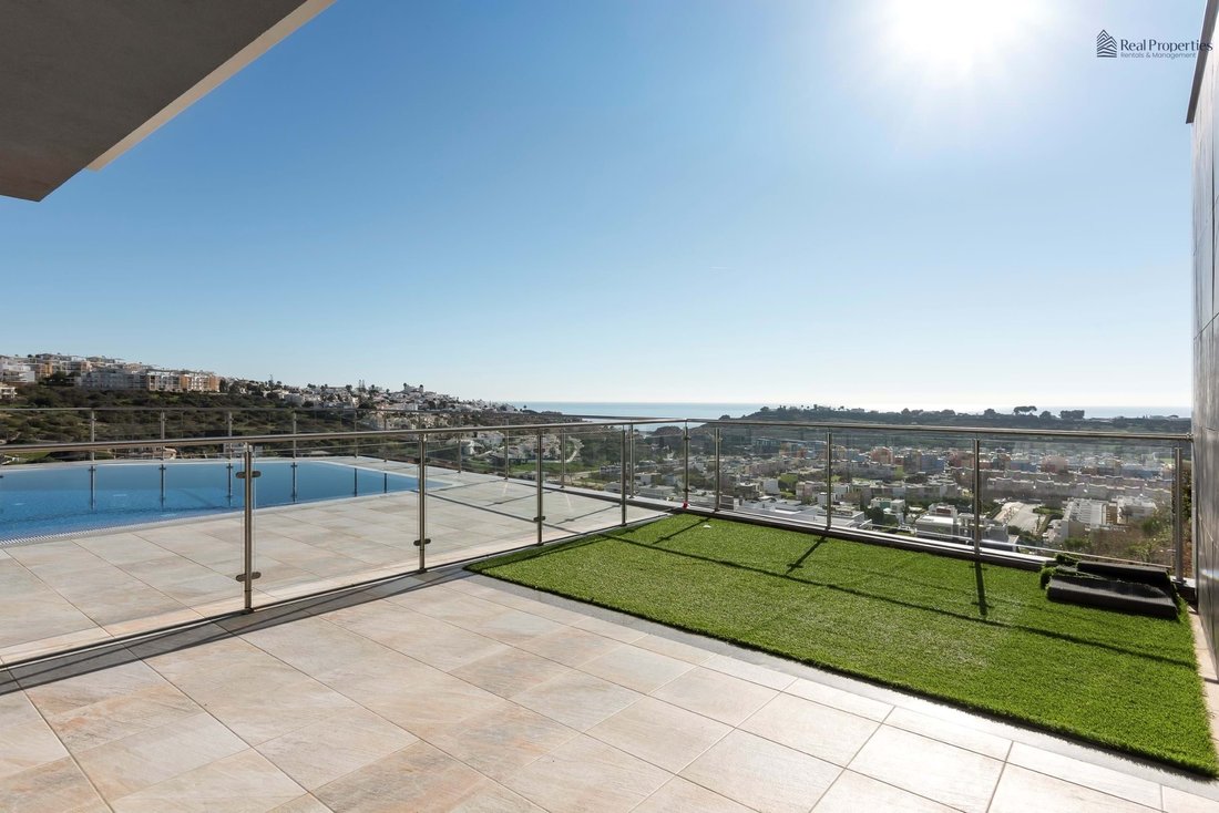 Apartment in Praia dos Pescadores, Olhos de Agua, Portugal 2 - 14573468