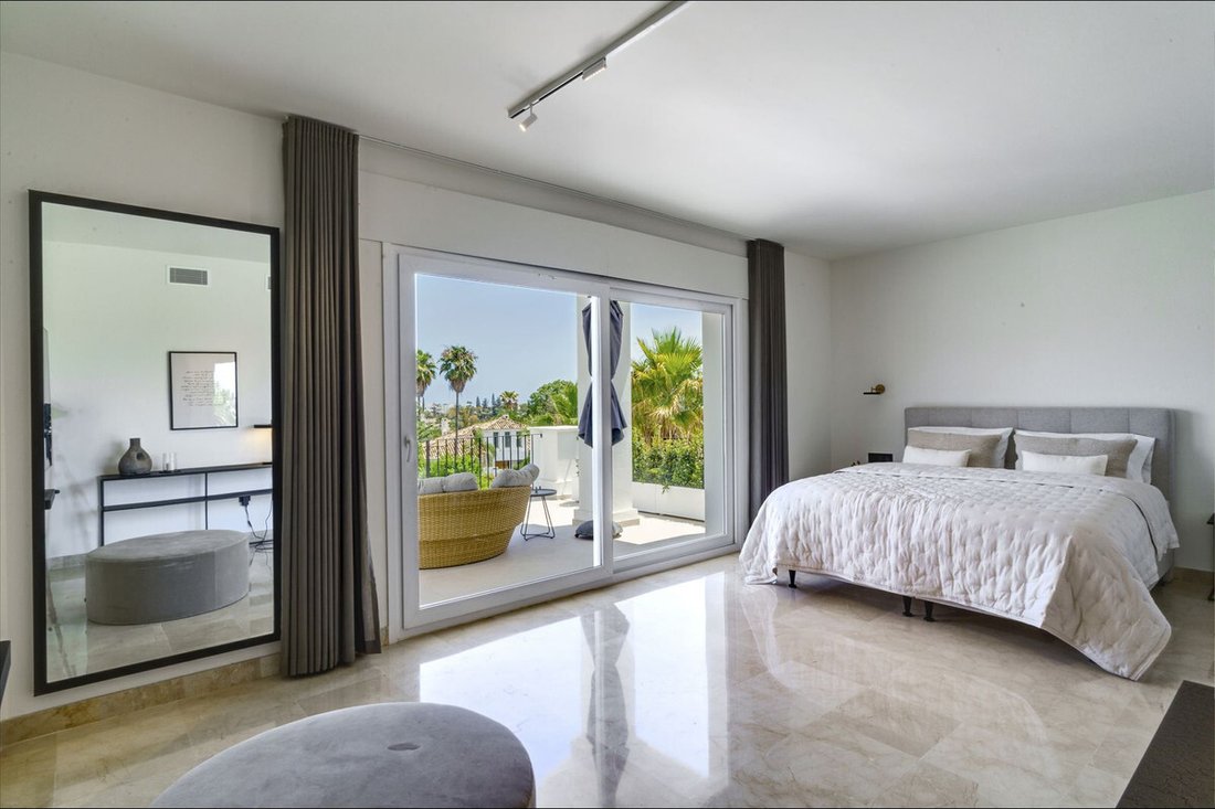 Villa in Puerto Banus, Marbella, Spain 5 - 16921846