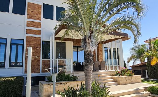 Villa in Agios Athanasios, Limassol, Cyprus 1