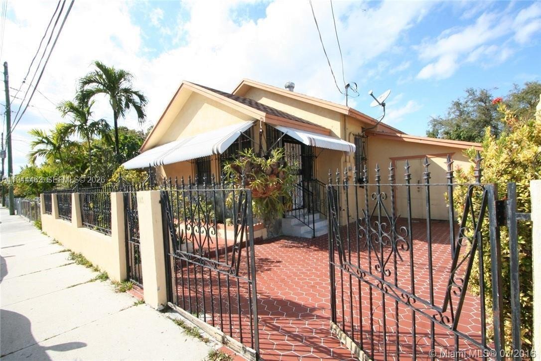 House in Miami, Florida, United States 2 - 16922136