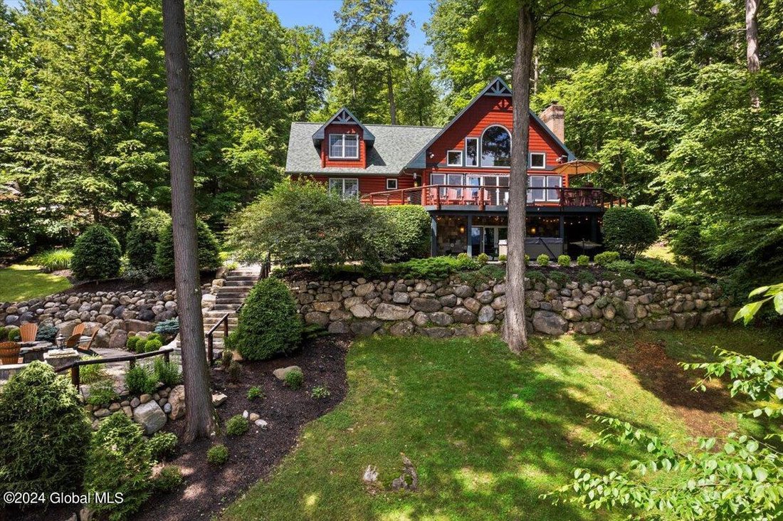 House in Lake George, New York, United States 1 - 16921999