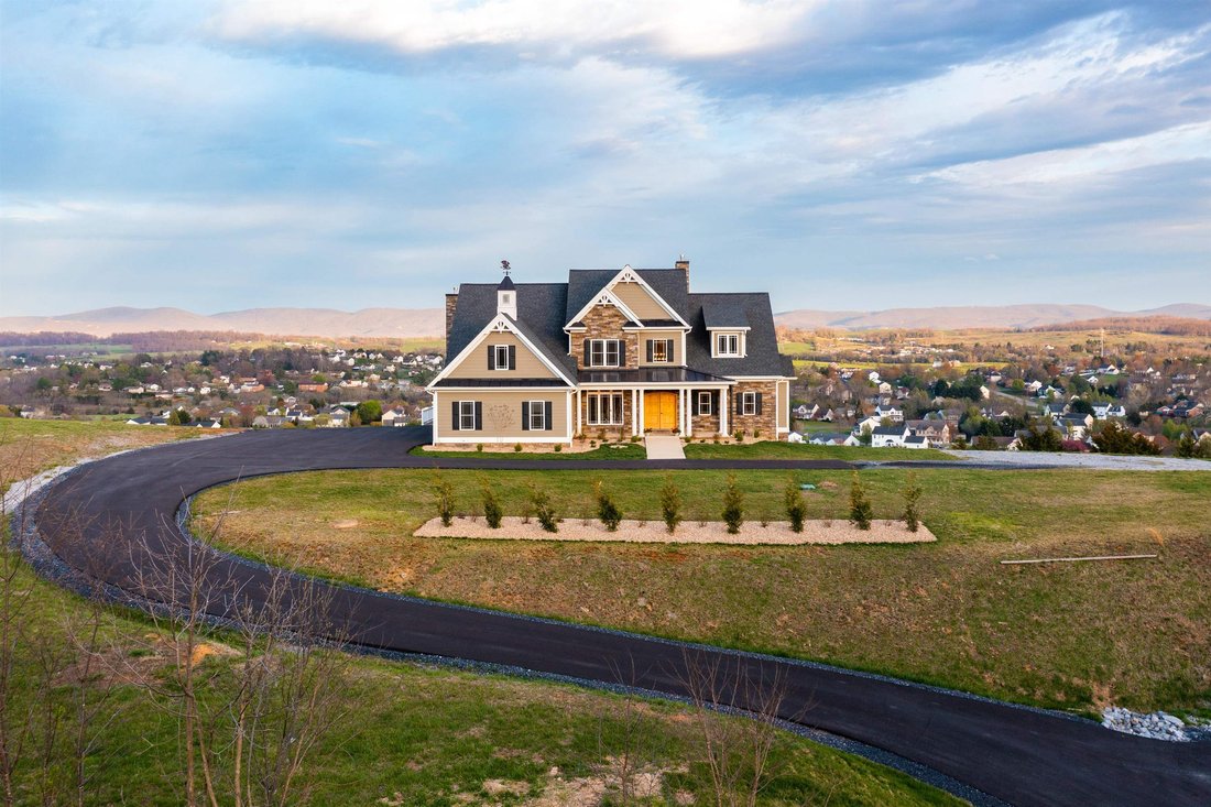 House in Staunton, Virginia, United States 1 - 16922839