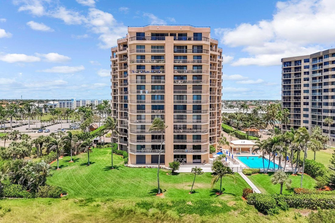 Condo in Marco Island, Florida, United States 2 - 16923241
