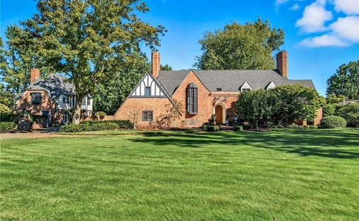 House in Warren, Ohio, United States 1