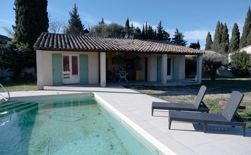 Villa in Fontvieille, Provence-Alpes-Côte d'Azur, France 1