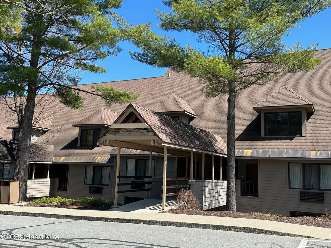 Condo in Bolton, New York, United States 1 - 16922067