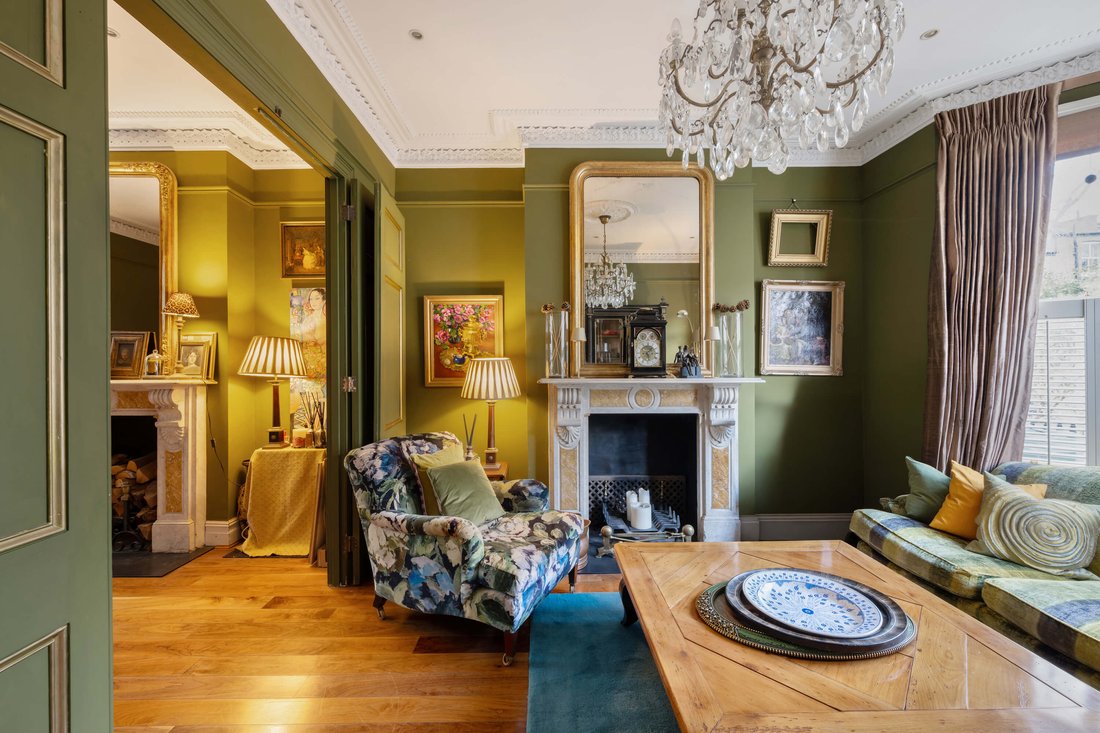 House in Clapham Common, Lambeth (Greater London), England 2 - 16922415