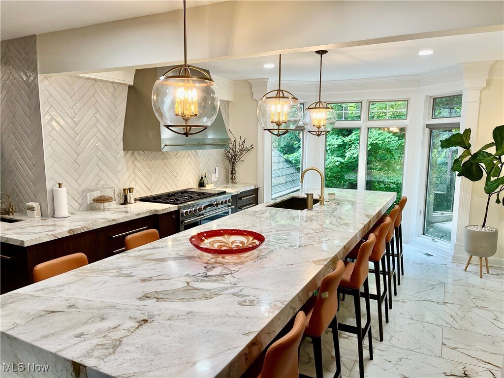 Single Family Residence In Westlake In Westlake, Ohio, United States ...
