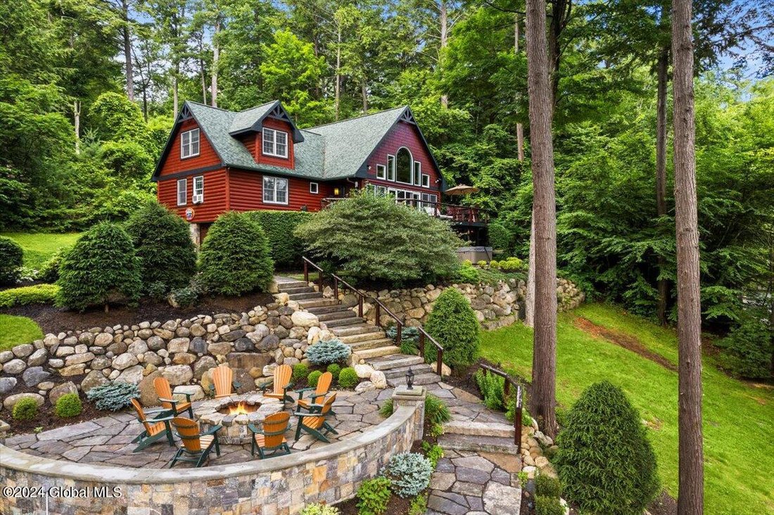 House in Lake George, New York, United States 2 - 16921999