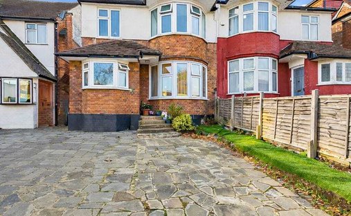 House in Temple Fortune, Barnet, England 1