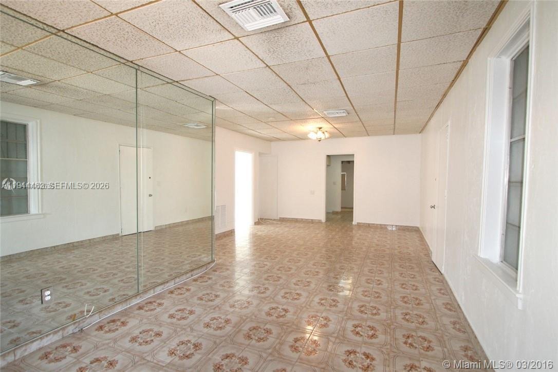 House in Miami, Florida, United States 4 - 16922136