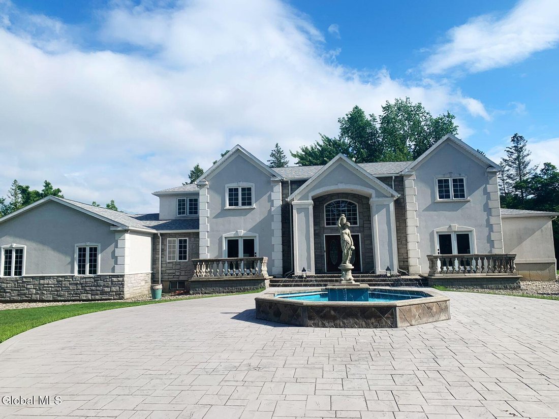 House in Schenectady, New York, United States 5 - 16922028