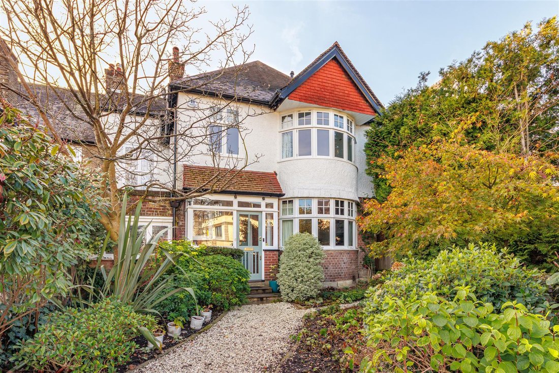 House in Holly Village, Haringey, England 1 - 16922409