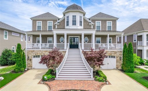 Annonces Immobilières de RE/MAX Real Estate Group - Avon Lake - United ...