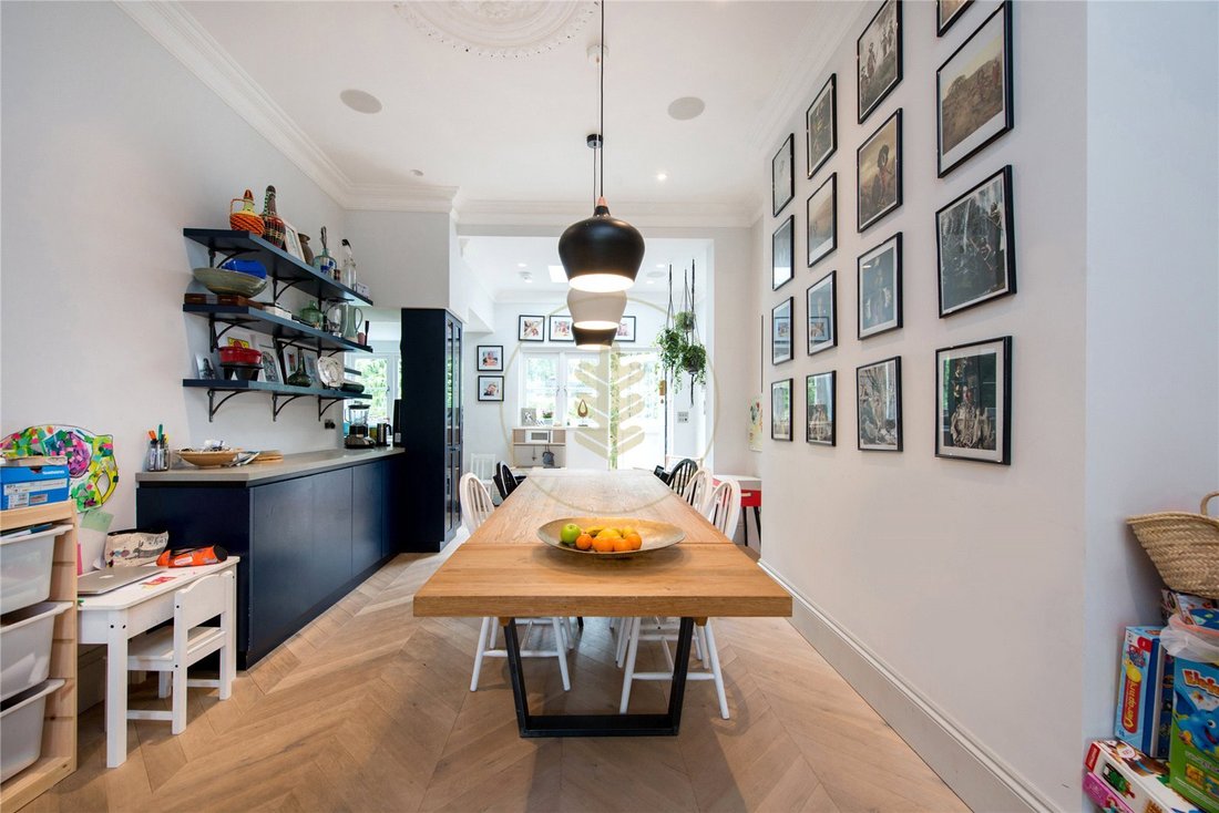 Apartment in Belsize Park, Camden, England 3 - 16922543