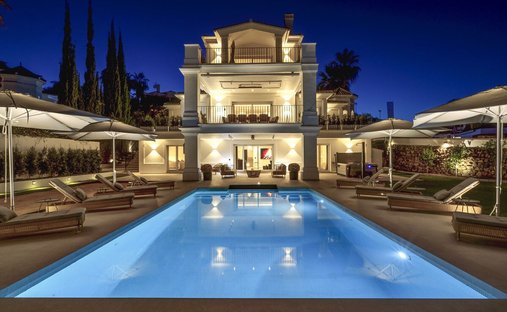 Villa en Playa Puerto Banús, Marbella, España 1