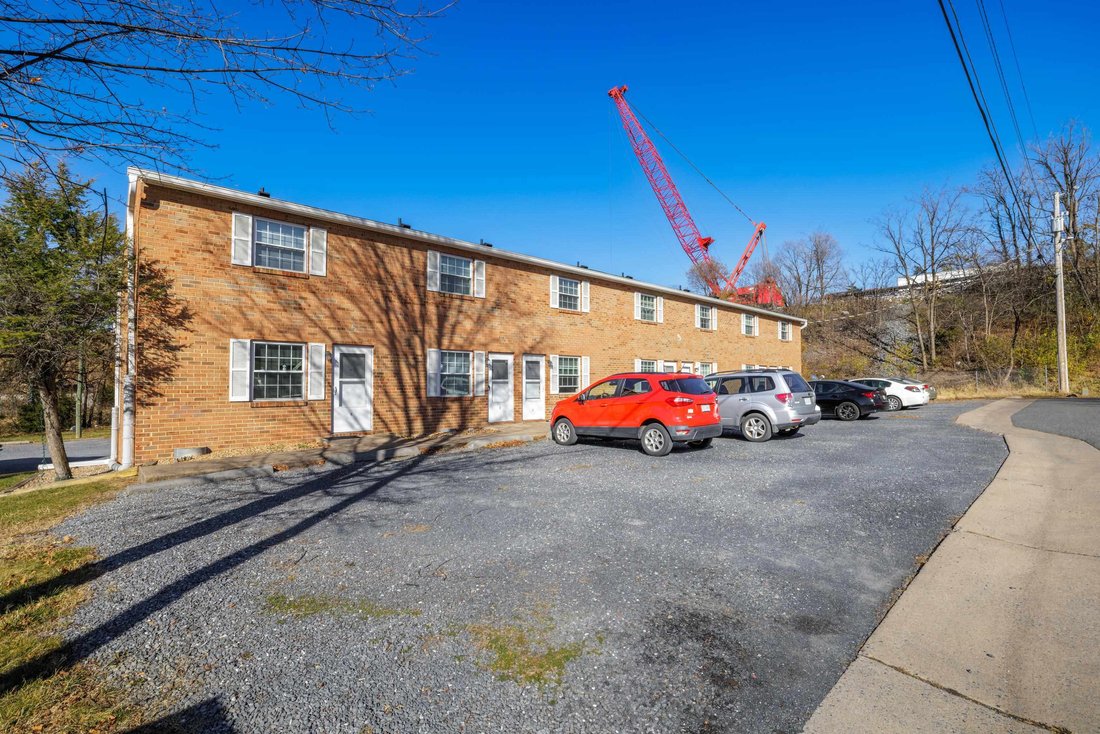 Apartment in Harrisonburg, Virginia, United States 3 - 16922865