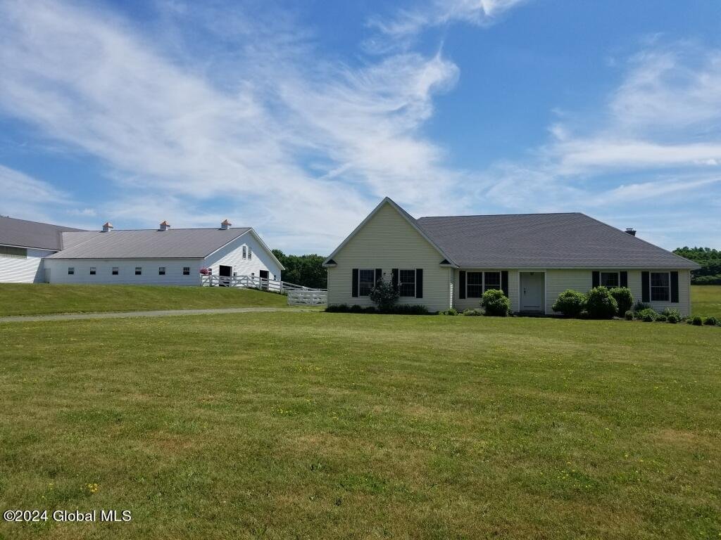 House in Valley Falls, New York, United States 1 - 16922036