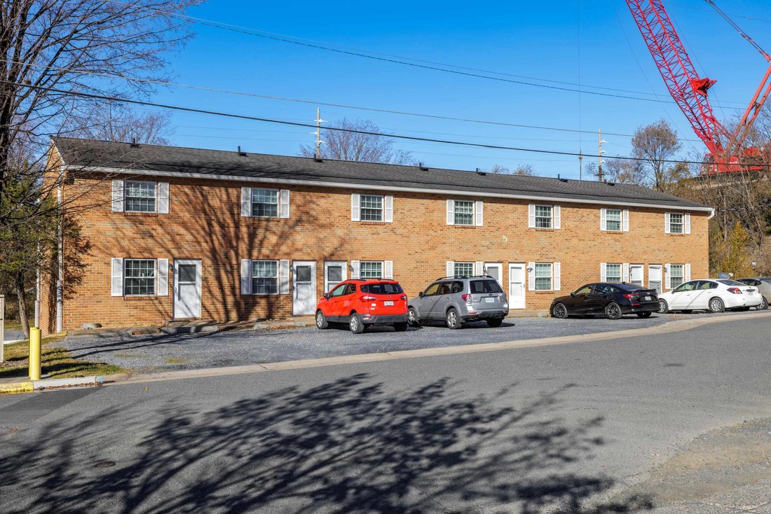Apartment in Harrisonburg, Virginia, United States 1 - 16922865