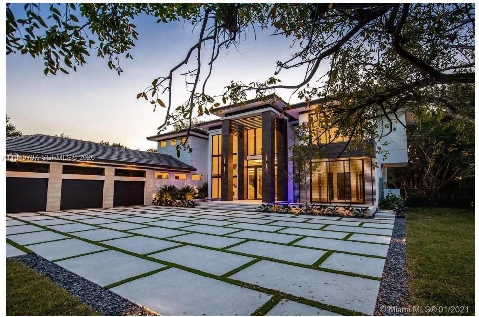 House in Miami, Florida, United States 4 - 16893709