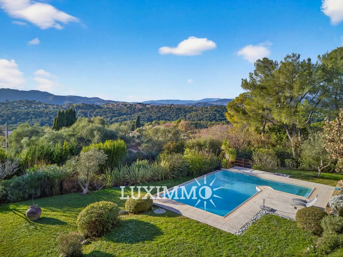 Villa in Mougins, Provence-Alpes-Côte d'Azur, France 2 - 16923037