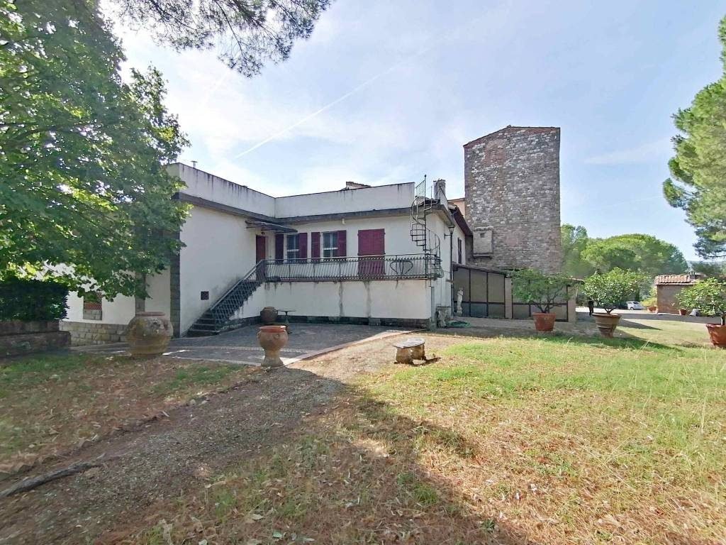 Estate in Gambassi Terme, Tuscany, Italy 3 - 16923070