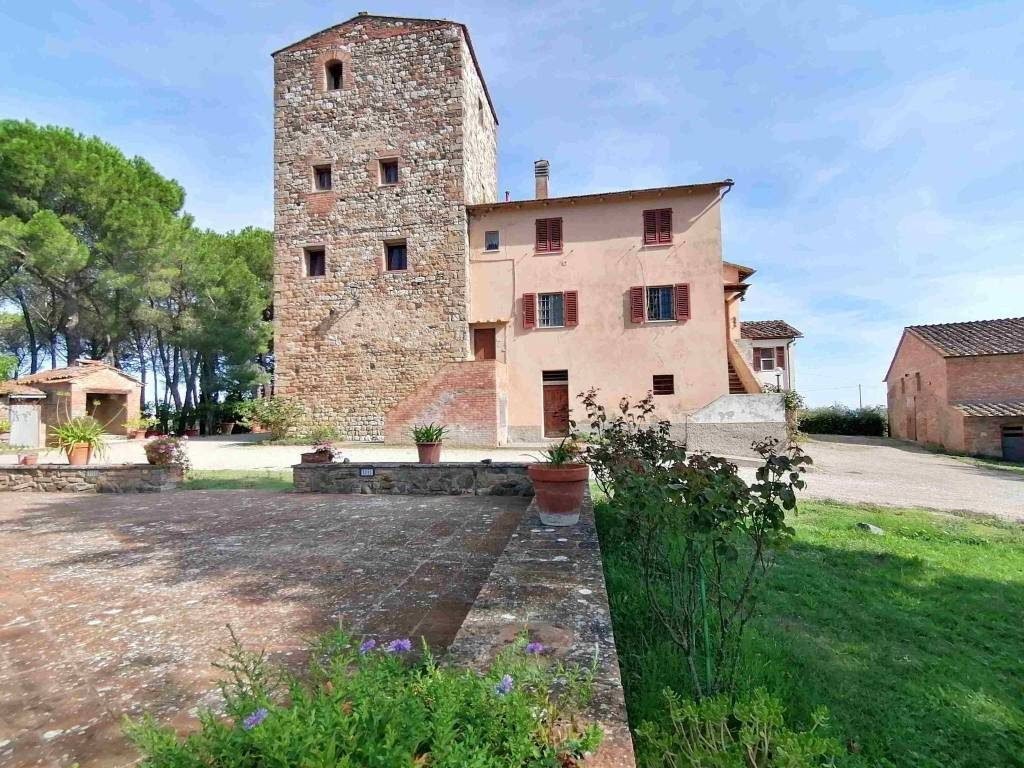 Estate in Gambassi Terme, Tuscany, Italy 2 - 16923070
