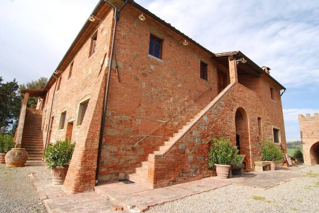 Estate in Peccioli, Tuscany, Italy 3 - 16923016