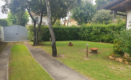 Maison à Vittoria Apuana, Forte dei Marmi, Toscane 1