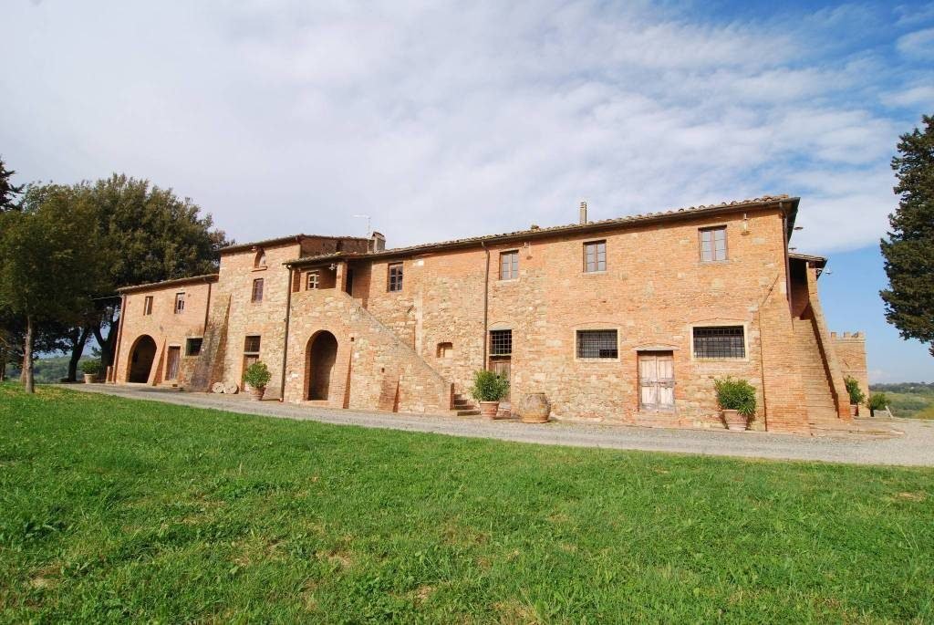 Estate in Peccioli, Tuscany, Italy 2 - 16923016