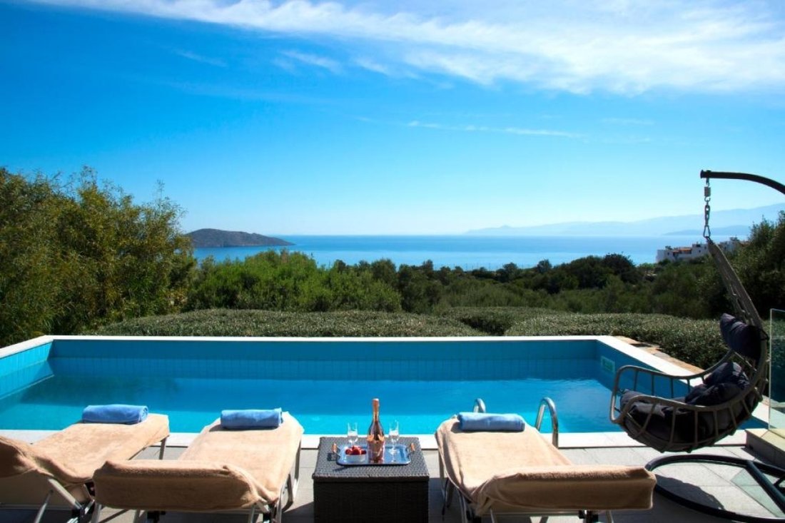 Villa in Community of Elounta, Agios Nikolaos Municipal Unit, Greece 2 - 16923273