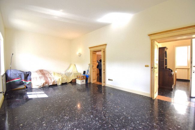 House in Historic Center, Viareggio, Tuscany 2 - 16922969