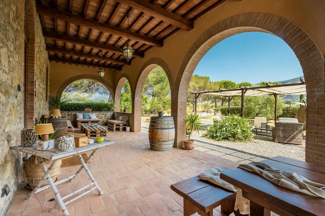 Country House in Gavorrano, Tuscany, Italy 2 - 16922956