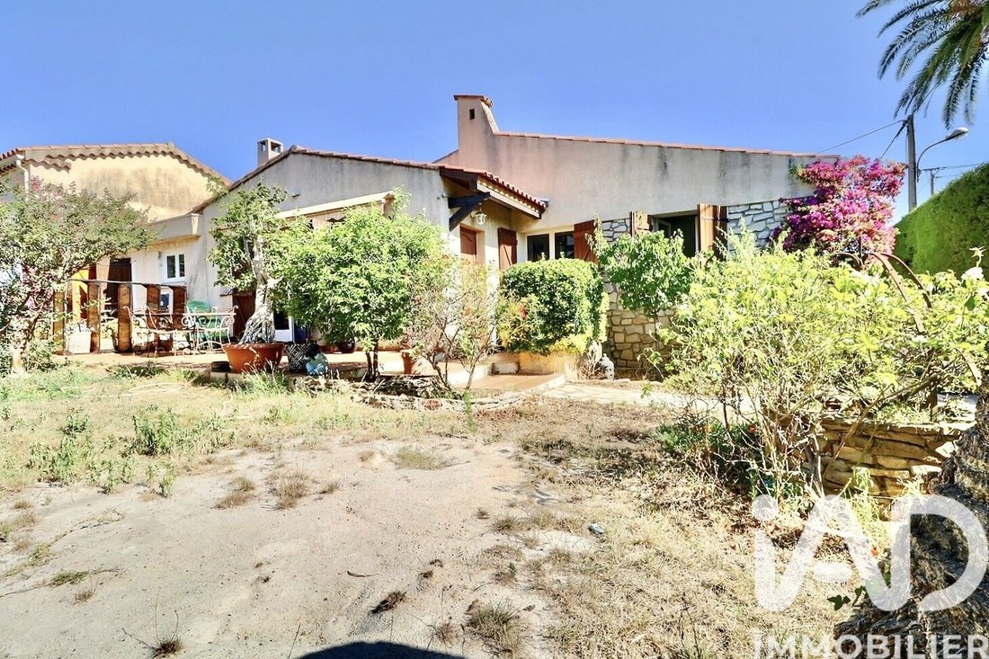 Casa en La Ciotat, Provenza-Alpes-Costa Azul, Francia 2 - 16924344