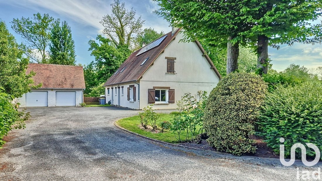 House in Moret-Loing-et-Orvanne, Ile-de-France, France 1 - 16336142