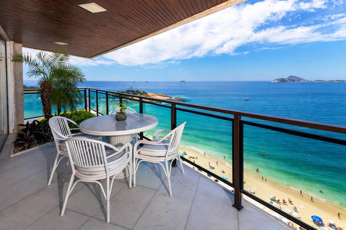 Apartment in Rio de Janeiro, State of Rio de Janeiro, Brazil 5 - 10449512
