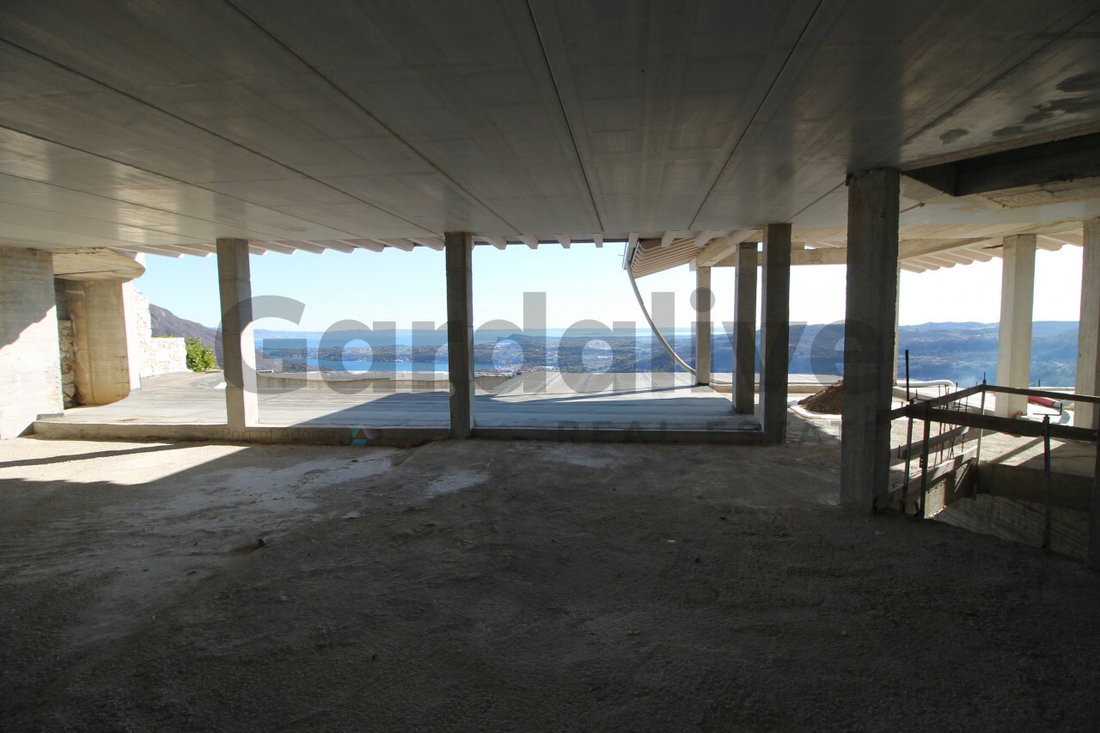 Villa in Salo, Lombardy, Italy 4 - 16925875