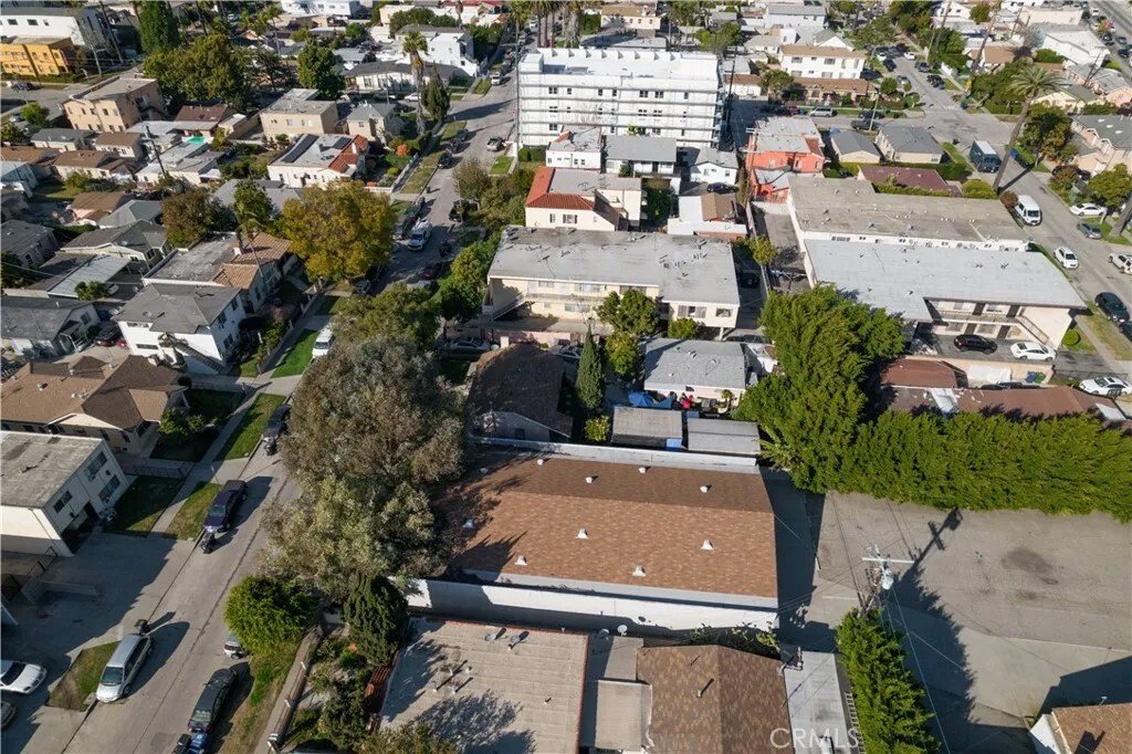 Los Angeles, California, United States 4 - 16924863