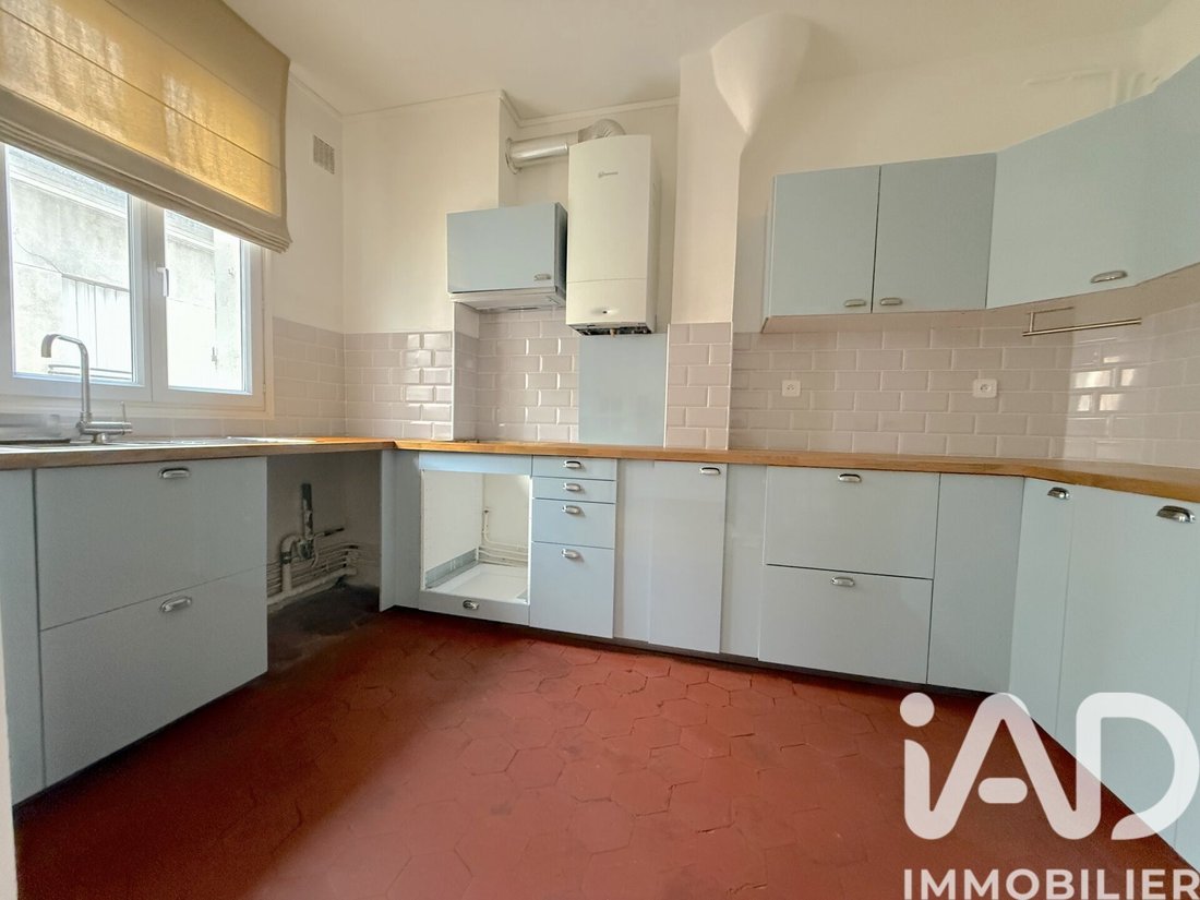 Apartment in Fontenay-sous-Bois, Ile-de-France, France 3 - 16924353