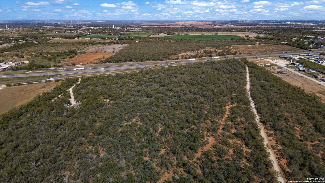 Corps de ferme à Von Ormy, Texas, États-Unis 5 - 16925751