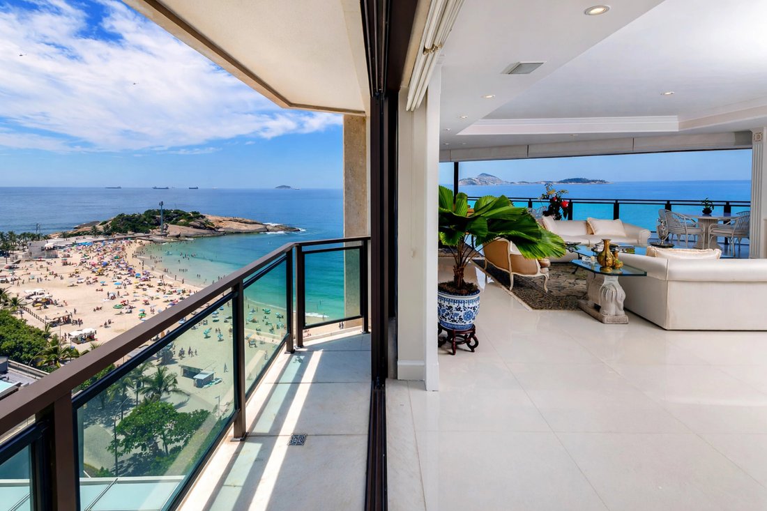 Apartment in Rio de Janeiro, State of Rio de Janeiro, Brazil 2 - 10449512