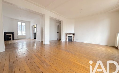 Apartment in Fontenay-sous-Bois, Ile-de-France, France 1