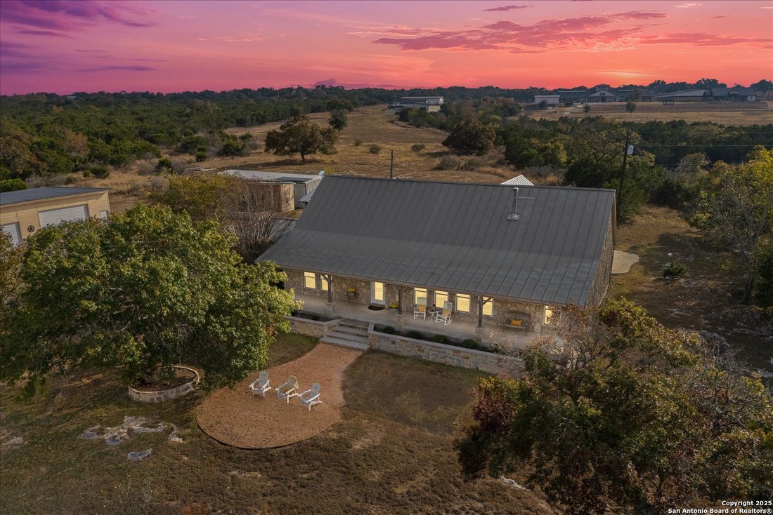 Farm Ranch in Boerne, Texas, United States 5 - 16925740