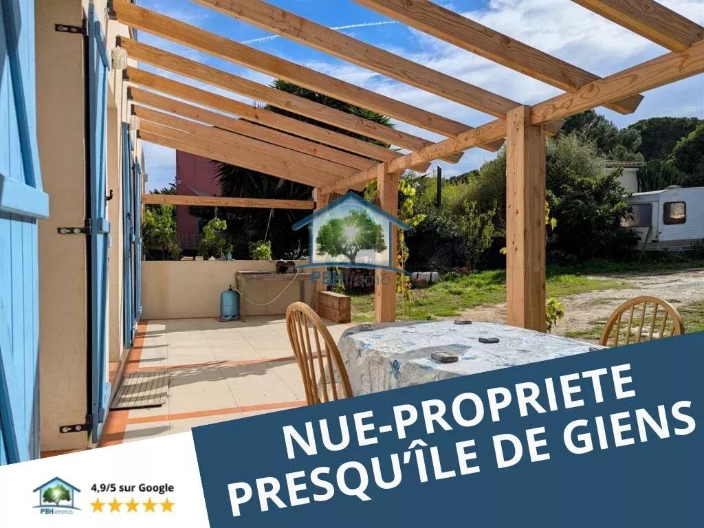 House in Hyeres, Provence-Alpes-Côte d'Azur, France 1 - 16544849