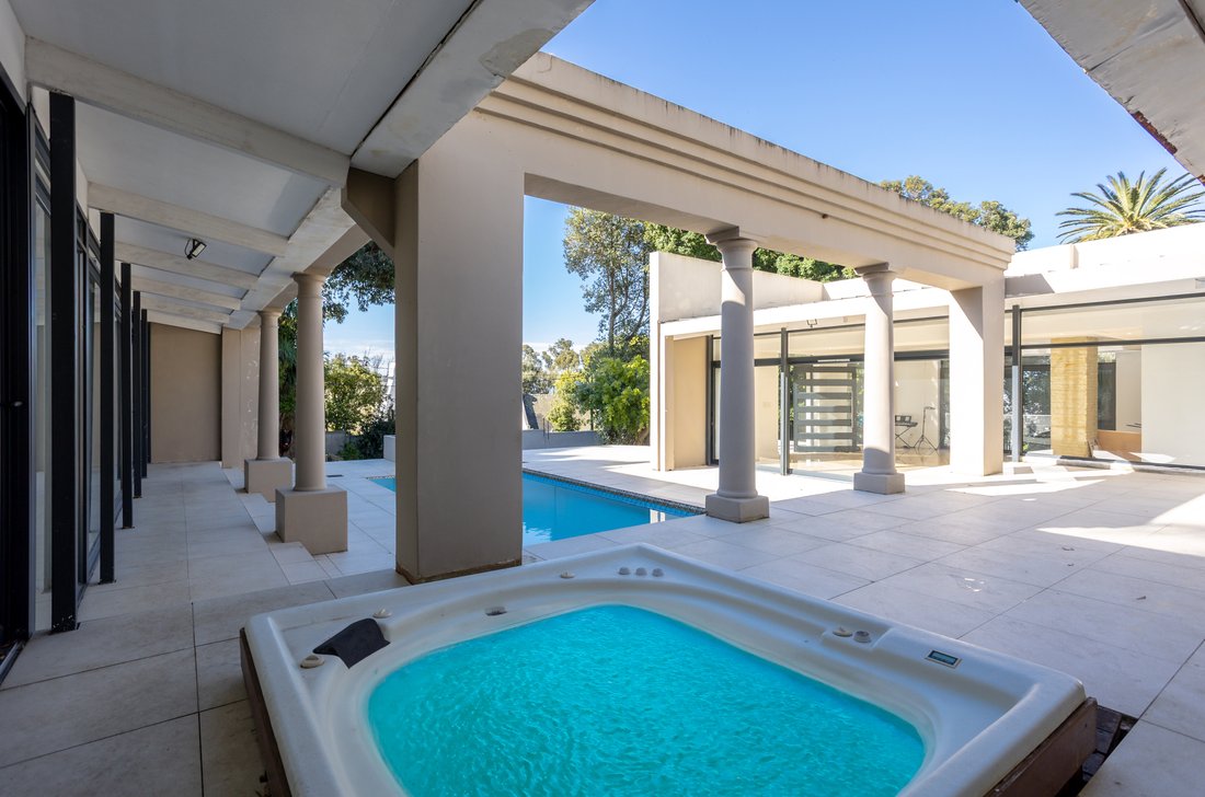 Country House in Rondebosch, Cape Town, South Africa 3 - 16925885