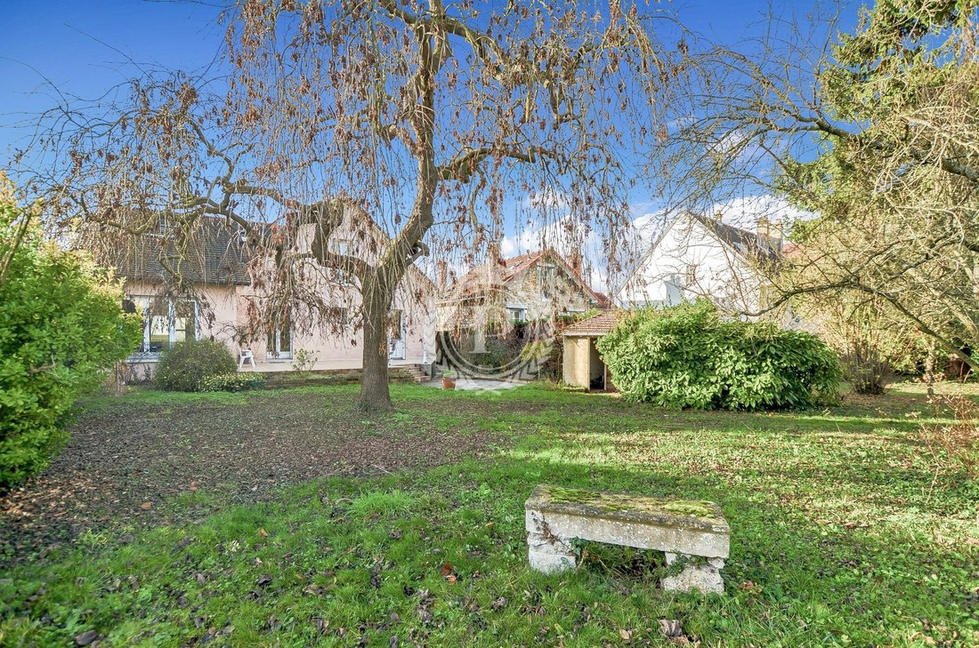 House in La Chataigneraie, Saint-Leu-la-Forêt, France 1 - 16923371