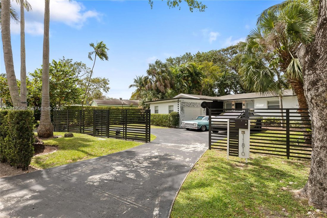 House in Miami, Florida, United States 4 - 16925115