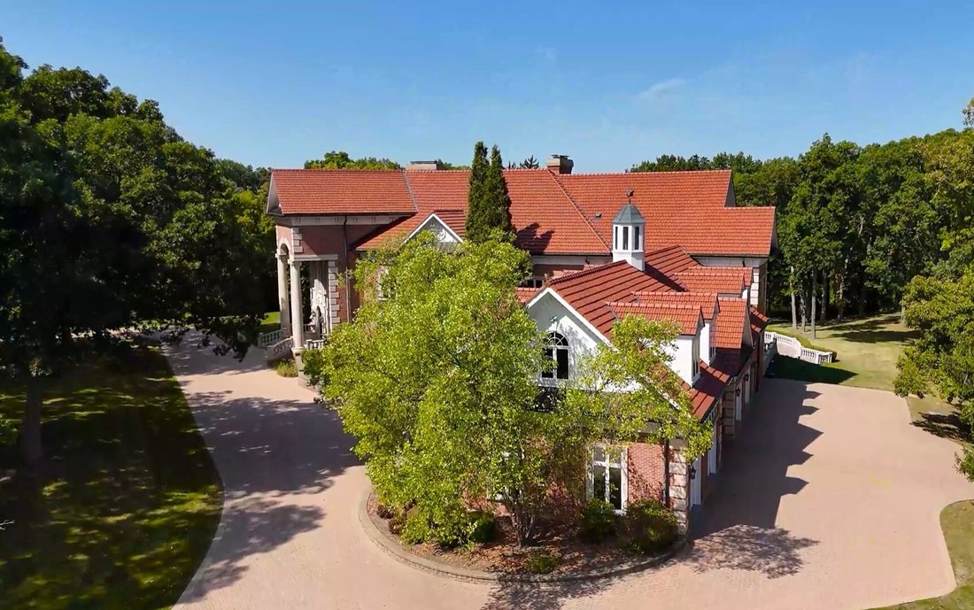 House in Barrington Hills, Illinois, United States 2 - 16924937