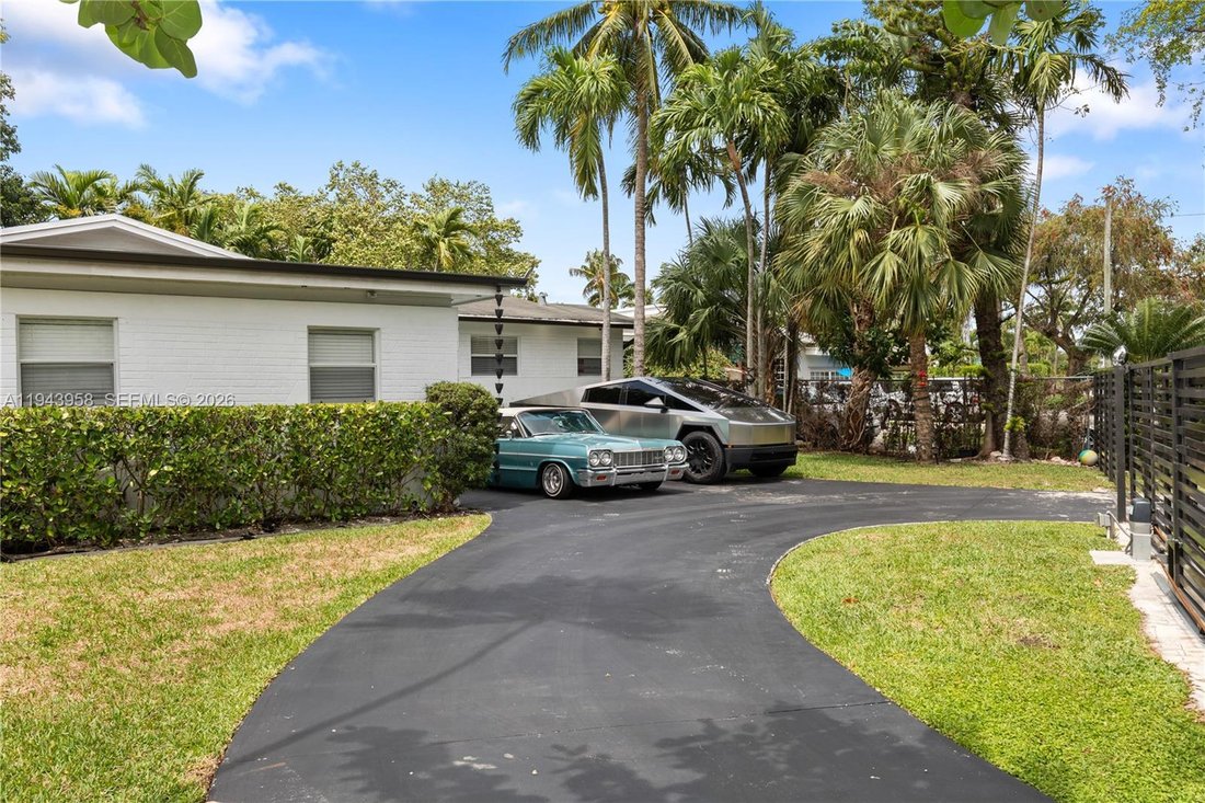 House in Miami, Florida, United States 2 - 16925115